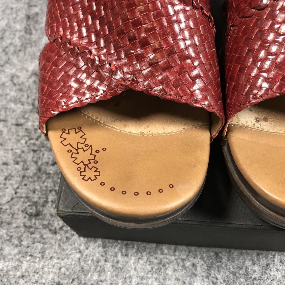Dansko Mila Clogs Sandals Womens 7.5 Red Woven Leather Studded Wedge Comfort - Picture 5 of 16